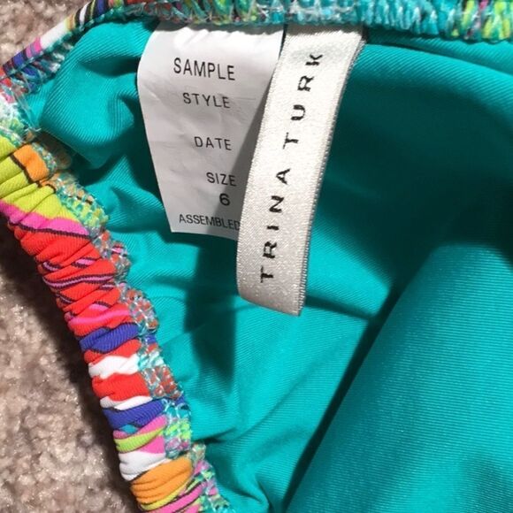 Trina Turk bikini top. New - Picture 3 of 3